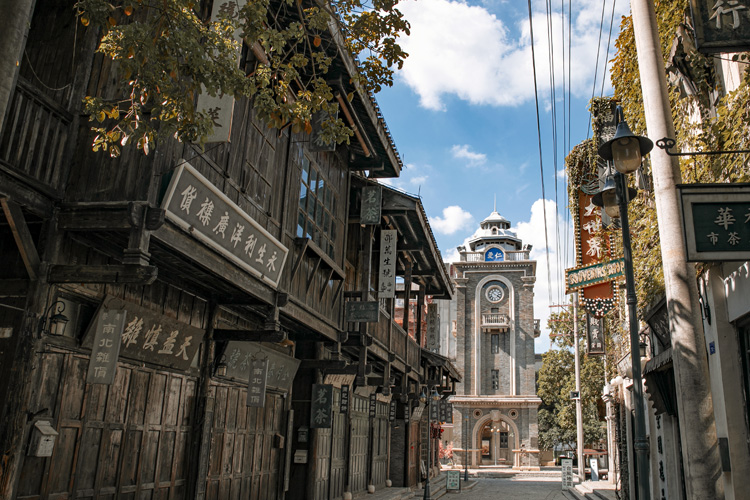 missionHillMoviewTown